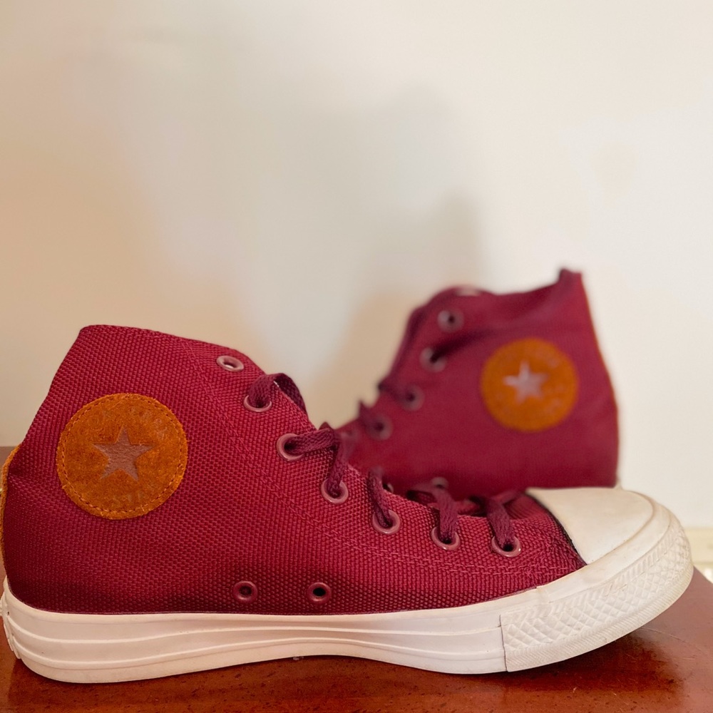 VINTAGE Maroon Converse